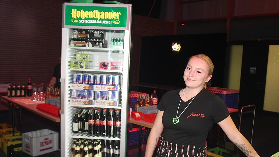 Auf der Eskara &Uuml;30-Party in Essenbach war wieder viel los.