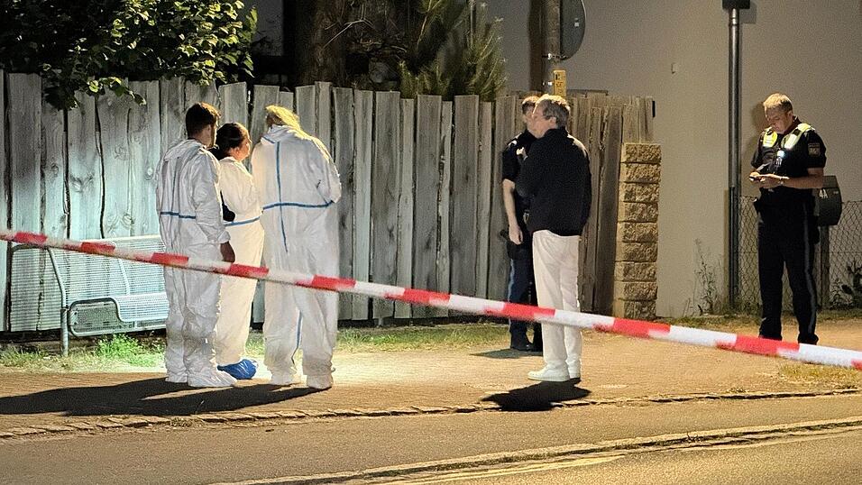 Nach dem Tod eines 15-Jährigen im Juni 2025 im Pleinfelder Ortsteil Ramsberg am Brombachsee beginnt der Mordprozess gegen eine 19-Jährige am Landgericht Ansbach. (Archivbild) Nach dem Tod eines 15-Jährigen im Juni 2025 im Pleinfelder Ortsteil Ramsberg am Brombachsee beginnt der Mordprozess gegen eine 19-Jährige am Landgericht Ansbach. (Archivbild)