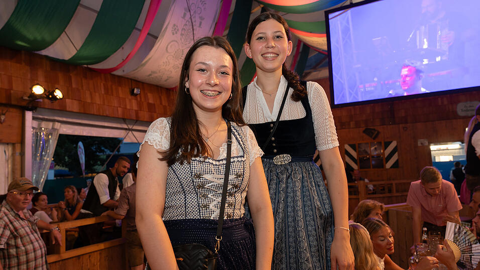 Die Partybilder vom Mittwoch, 14. August 2024, aus dem Festzelt Weckmann. Die Partybilder vom Mittwoch, 14. August 2024, aus dem Festzelt Weckmann.
