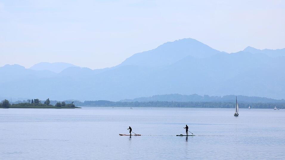 Bayerns Seen und Flüsse sind nicht nur bei Urlaubern sehr beliebt - auch zur Energiegewinnung können sie einen wichtigen Beitrag leisten. Neben der Wasserkraft bietet sich vielerorts im Land auch die sogenannte Gewässerthermie an. (Illustration)