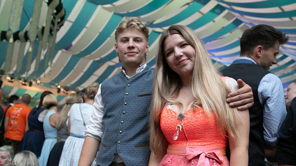 Die Partybilder vom Samstag, 16. August, aus dem Festzelt Wenisch. Die Partybilder vom Samstag, 16. August, aus dem Festzelt Wenisch.