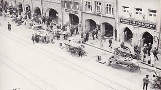 An den Marktst&auml;nden wurden vor allem Kartoffeln verkauft.