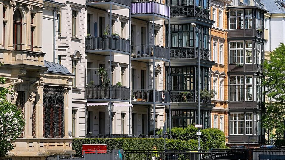 Auch in Deutschland werden viele Wohnung &uuml;ber Plattformen wie etwa Airbnb kurzzeitig vermietet. (Symbolbild)