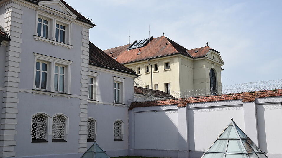 Die Brandstiftung im Herbst 2023 habe die Anstaltssicherheit in der JVA erheblich gest&ouml;rt, befand der Vorsitzende Richter.