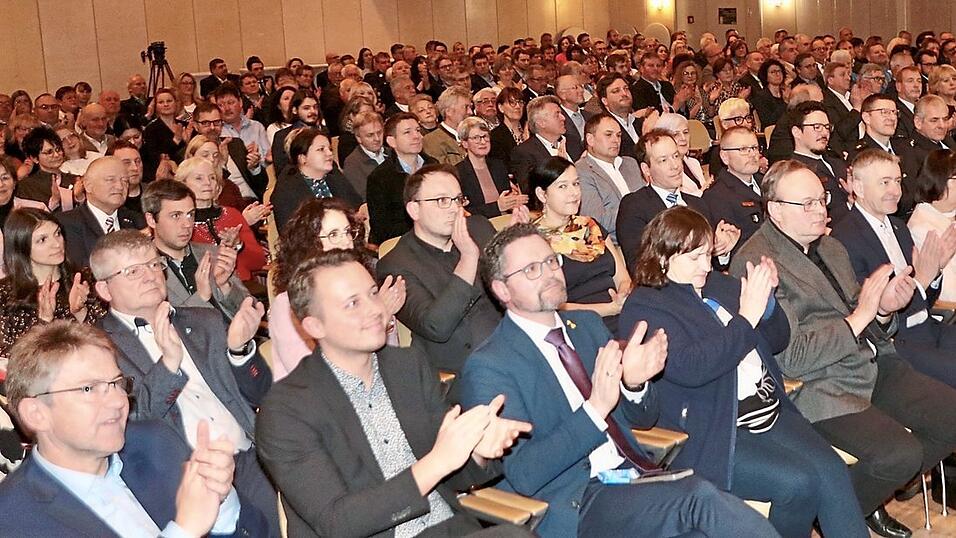 Viel Applaus erntete das Further Stadtoberhaupt f&uuml;r seine kurzweilige, durchaus motivierende Rede im Rahmen des Jahresempfangs.