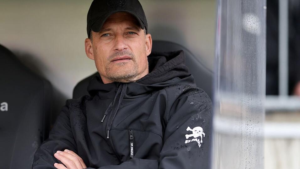Alexander Blessin steht vor einem Wechsel auf die Trainerbank von Borussia Mönchengladbach. (Archivbild) Alexander Blessin steht vor einem Wechsel auf die Trainerbank von Borussia Mönchengladbach. (Archivbild)