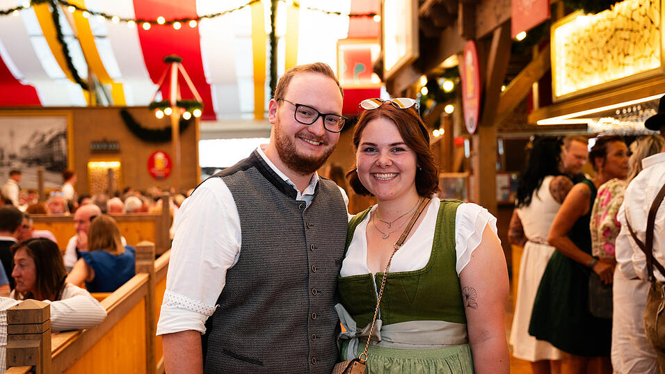 Die Partybilder vom Freitag, 14. August, aus dem Festzelt Krönner. Die Partybilder vom Freitag, 14. August, aus dem Festzelt Krönner.