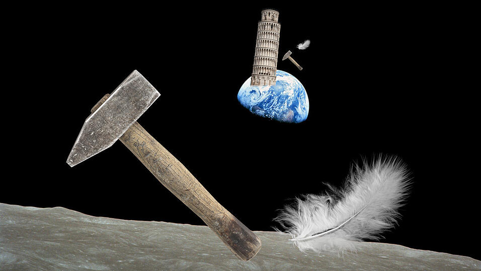 Gäbe es auf der Erde keinen Luftwiderstand, Hammer und Feder würden gleichschnell zu Boden fallen. Das fand Galileo Galilei bei Experimenten vom Schiefen Turm von Pisa heraus. Astronaut David Scott bestätigte diese Erkenntnis auf dem Mond, dort gibt es keinen Luftwiderstand. Gäbe es auf der Erde keinen Luftwiderstand, Hammer und Feder würden gleichschnell zu Boden fallen. Das fand Galileo Galilei bei Experimenten vom Schiefen Turm von Pisa heraus. Astronaut David Scott bestätigte diese Erkenntnis auf dem Mond, dort gibt es keinen Luftwiderstand.