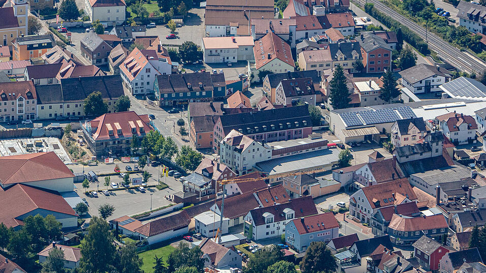 Ein Luftbild von Ergoldsbach.