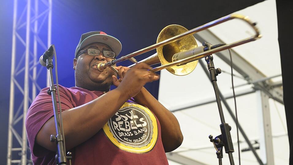 Impressionen vom Auftritt von Soul Rebels Brass Band. Foto: Ulli Scharrer / Mathias Adam