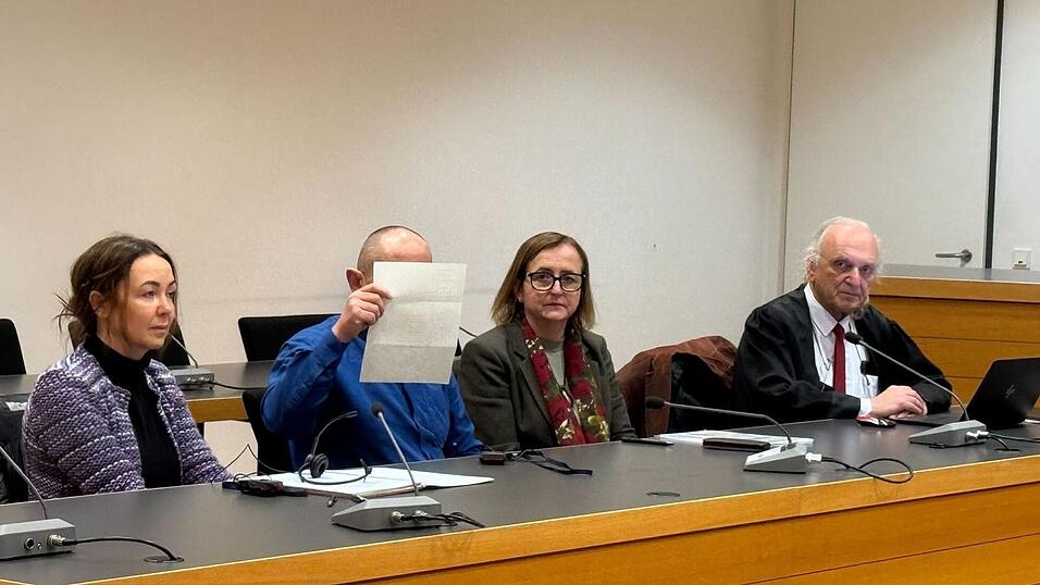 Ein 47-J&auml;hriger soll vor allem &auml;ltere Menschen in Krankenh&auml;usern in Baden-W&uuml;rttemberg, Bayern und Nordrhein-Westfalen bestohlen haben &ndash; mit deren Bankkarten hob er Tausende Euro ab.