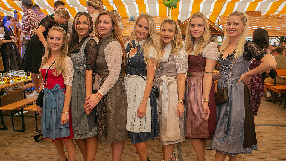 Die Partybilder von Freitag, 19. August 2022, aus dem Festzelt Nothaft.