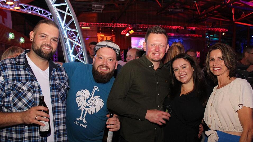 Auf der Eskara &Uuml;30-Party in Essenbach war wieder viel los.