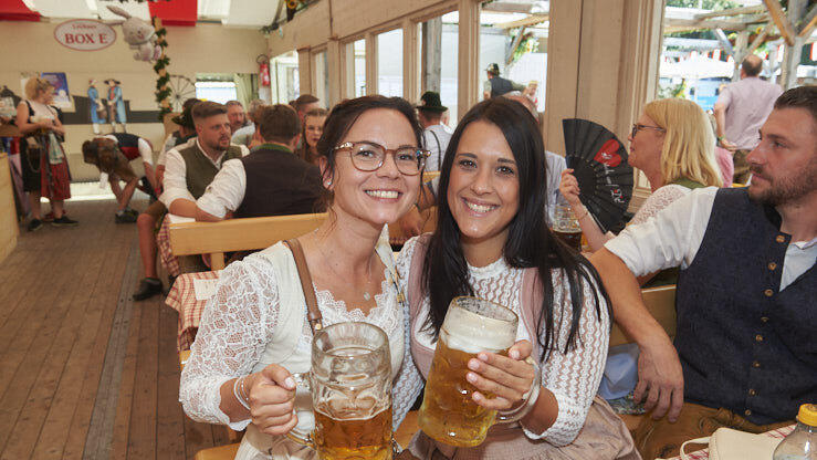 Die Partybilder vom Freitag, 16. August, aus dem Festzelt Lechner. Die Partybilder vom Freitag, 16. August, aus dem Festzelt Lechner.