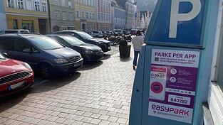 In der Neustadt erhielt der Bruckberger trotz gültigem digitalen Parkscheins ein unrechtmäßiges Verwarnungsgeld.
