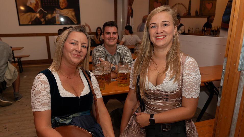 Die Partybilder vom Freitag, 11. August 2023, aus dem Festzelt Greindl. Die Partybilder vom Freitag, 11. August 2023, aus dem Festzelt Greindl.