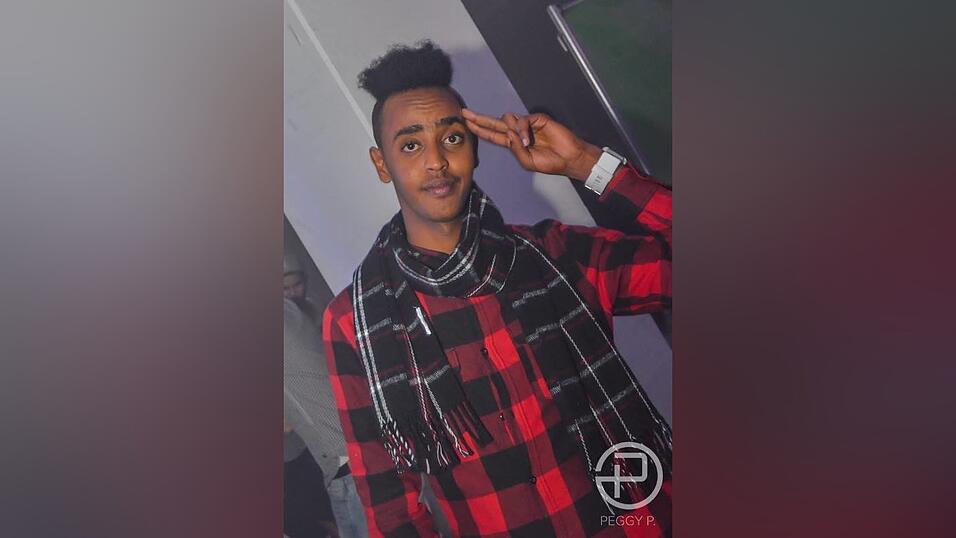 Gleich bei der Eröffnung platzte die neue Diskothek Peggy P. aus allen Nähten. Gleich bei der Eröffnung platzte die neue Diskothek Peggy P. aus allen Nähten.