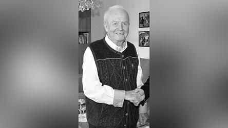 Am Freitag verstarb Altb&uuml;rgermeister, Ehrenb&uuml;rger und Rektor a. D. Hermann Spindler im Alter von 93 Jahren.