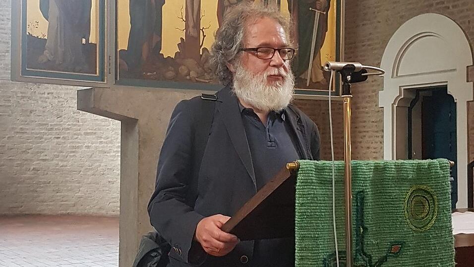 Wolfgang Schoberth betonte in der Christuskirche, bei Diskussionen um die Umbenennung von Stra&szlig;en werde es selten zu eindeutigen Entscheidungen kommen. Er pl&auml;dierte daf&uuml;r, stets auf den Einzelfall zu schauen.