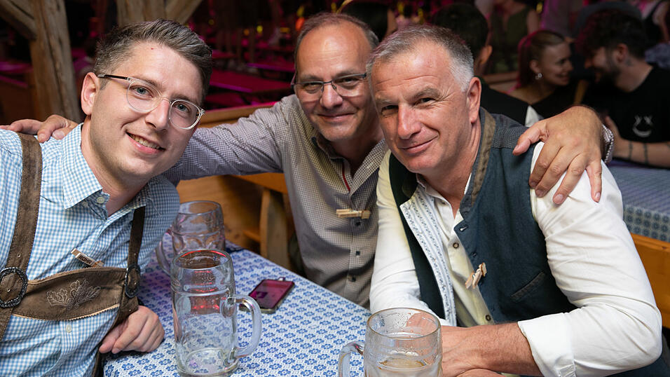 Die Partybilder vom Mittwoch, 13. August, aus dem Festzelt Reisinger. Die Partybilder vom Mittwoch, 13. August, aus dem Festzelt Reisinger.
