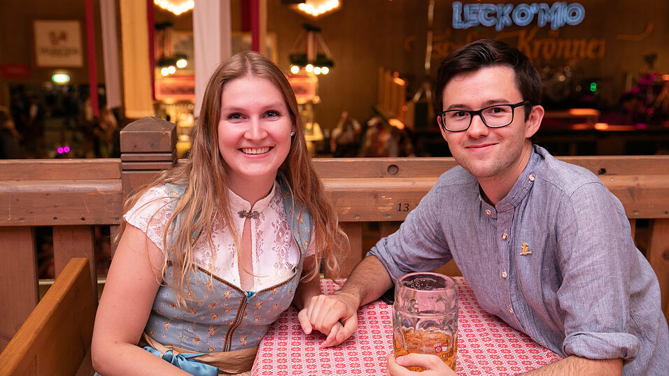 Die Partybilder vom Freitag, 15. August, aus dem Festzelt Krönner. Die Partybilder vom Freitag, 15. August, aus dem Festzelt Krönner.