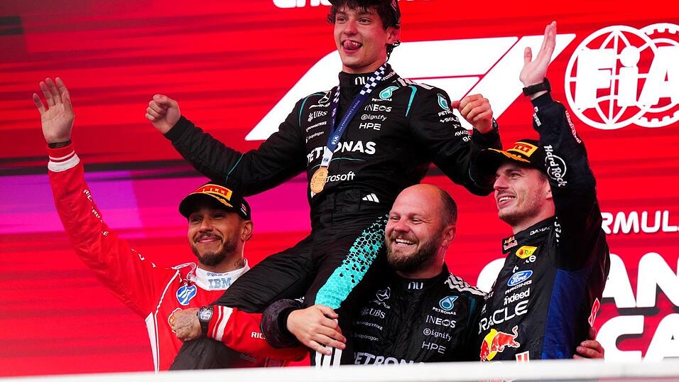 Die erfolgreichsten Formel-1-Piloten im Feld huldigen dem Teeanager. Die erfolgreichsten Formel-1-Piloten im Feld huldigen dem Teeanager.
