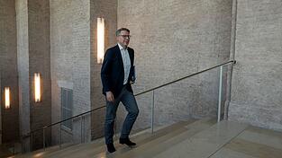 Kunstminister Markus Blume (CSU) hat Pl&auml;ne f&uuml;r eine Umstrukturierung der bayerischen Staatsmuseen vorgestellt. (Archivbild)