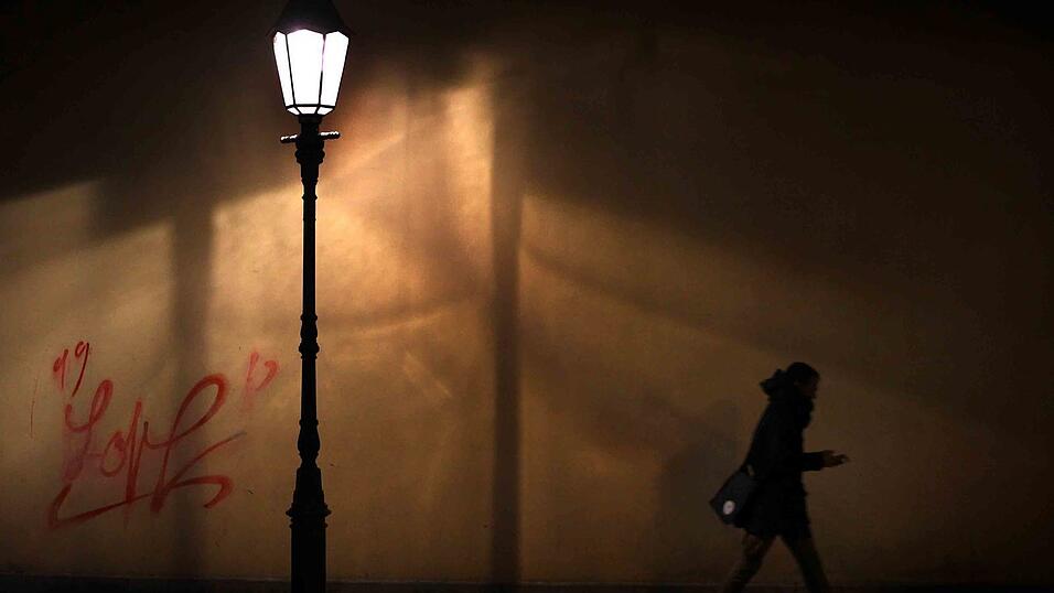 Zu einem versuchten Sexualdelikt ist es m&ouml;glicherweise vor einer Diskothek in Nabburg gekommen. (Symbolbild)