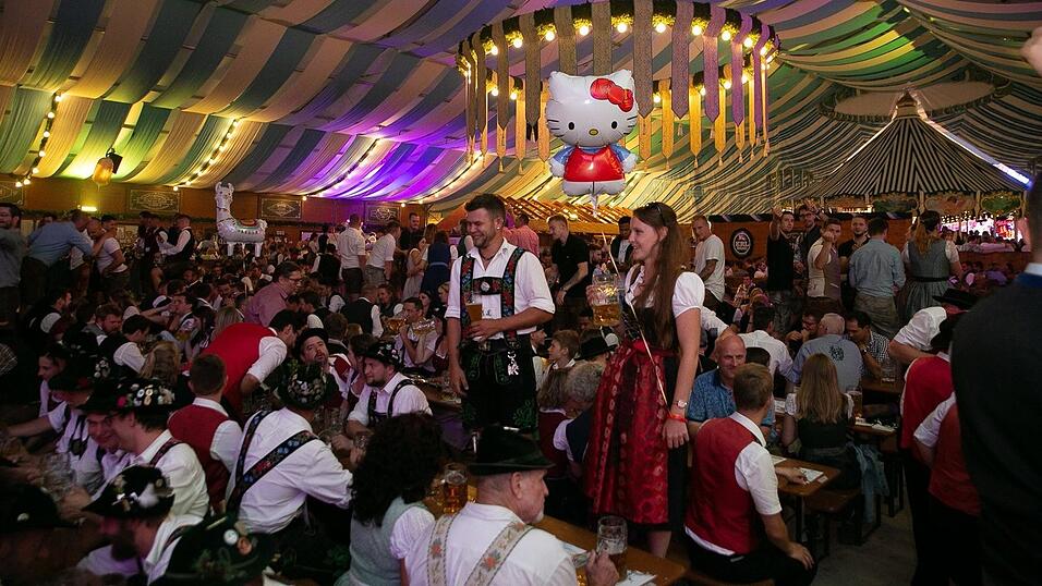 Die Partybilder vom Freitag, 12. August 2022, aus dem Festzelt Wenisch.