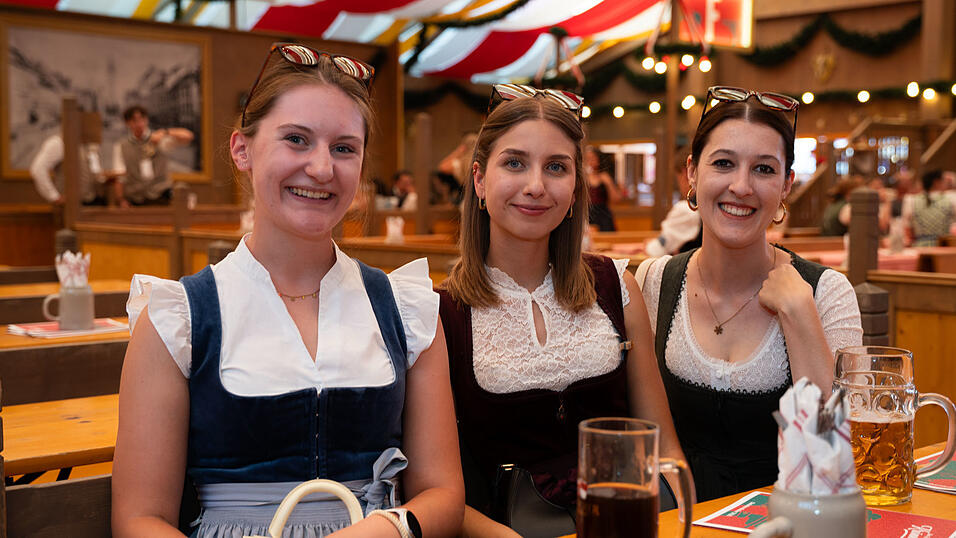 Die Partybilder vom Donnerstag, 13. August, aus dem Festzelt Krönner. Die Partybilder vom Donnerstag, 13. August, aus dem Festzelt Krönner.