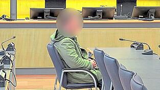 Der Angeklagte habe eine dissoziale Pers&ouml;nlichkeit und werde mit hoher Wahrscheinlichkeit immer weiter schwere Straftaten begehen, lautet der forensische Befund.