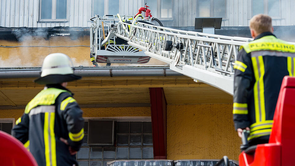 Bei dem Brand in der Irlbacher Schlossbrauerei entstand ein Millionenschaden. Foto: Mathias Adam