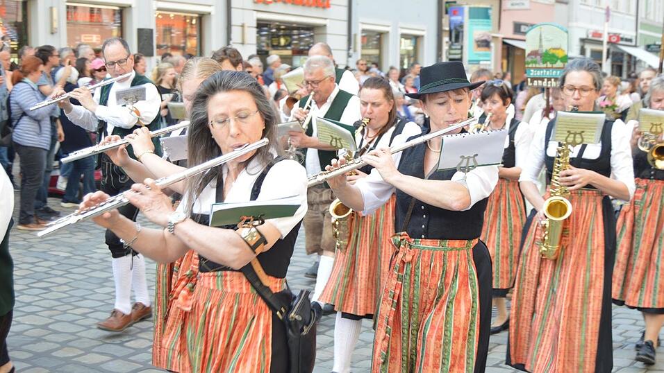Viele Landshuter feierten am Freitag auf der Dult.&nbsp;