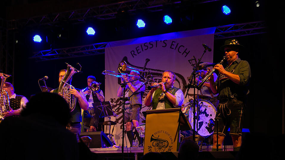 Die Partybilder von Sonntag, 21. August 2022, aus dem Festzelt Weckmann. 