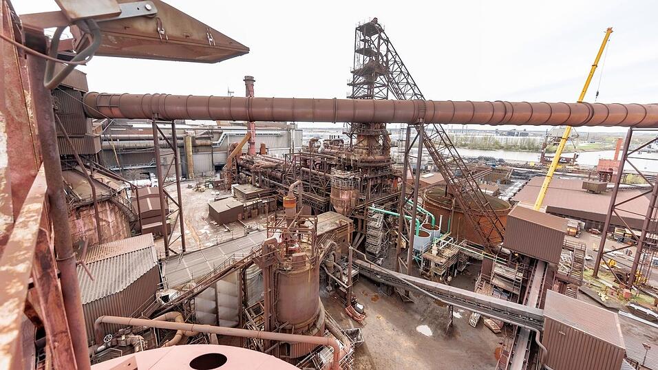 Die Direktreduktionsanlage auf dem ArcelorMittal-Stahlstandort Hamburg wird mit Erdgas betrieben und ist seit mehr als 50 Jahren in Betrieb. (Archivbild) Die Direktreduktionsanlage auf dem ArcelorMittal-Stahlstandort Hamburg wird mit Erdgas betrieben und ist seit mehr als 50 Jahren in Betrieb. (Archivbild)