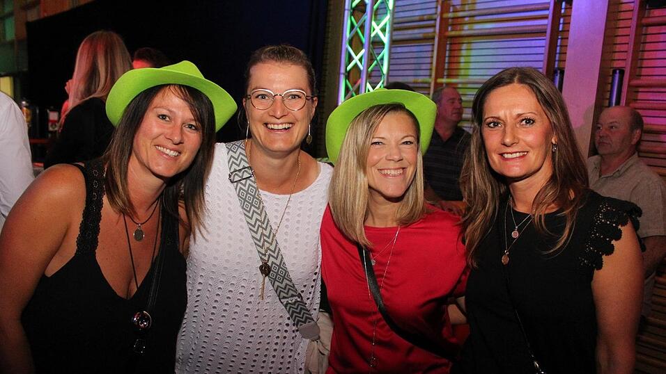 Auf der Eskara &Uuml;30-Party in Essenbach war wieder viel los.