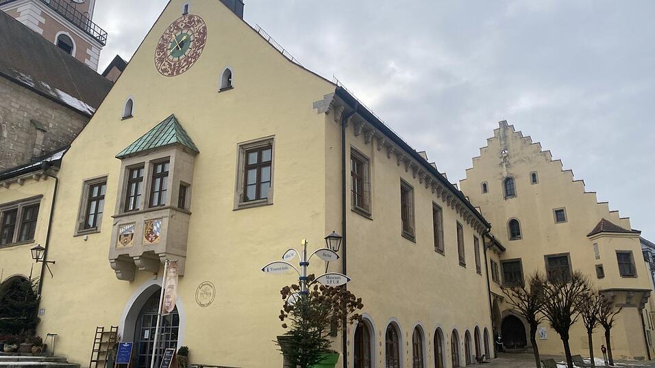 Bei der Kommunalwahl am 8. M&auml;rz entscheidet sich, wer k&uuml;nftig in den Stadtratssitzungen im Langhaussaal des Chamer Rathauses sitzt.