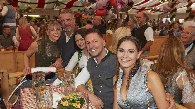 Die Partybilder vom Freitag, 12. August 2022, aus dem Festzelt Lechner.