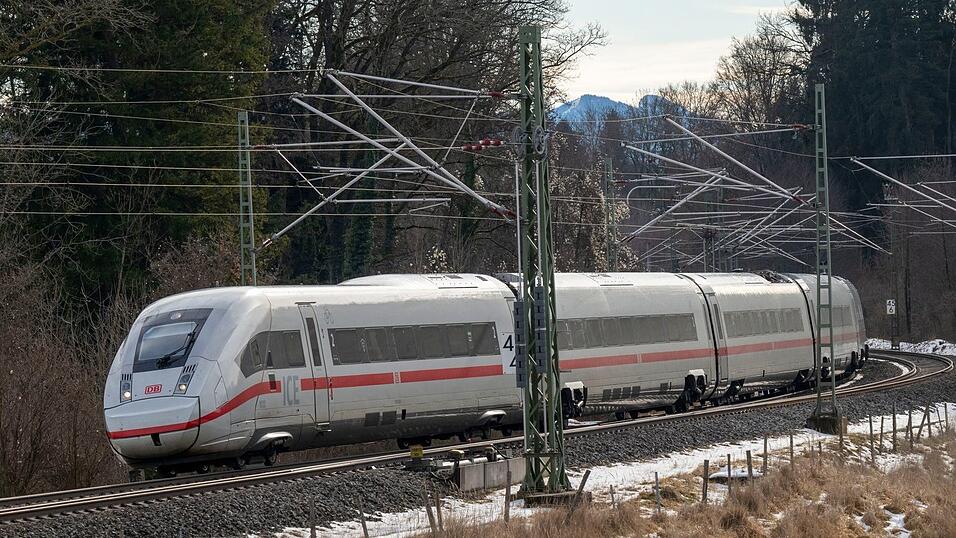 Ein Gleisneubau im Inntal soll in der Zukunft schnellere Zugverbindungen &uuml;ber den Brenner nach Italien bringen.