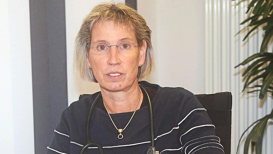 Dr. med. Petra L&uuml;tz hofft auf die Unterst&uuml;tzung der Politik, denn sie will nicht hinnehmen, was die Wirtschaftlichkeitspr&uuml;fung der Pr&uuml;fungsstelle &Auml;rzte Bayern ergeben hat.