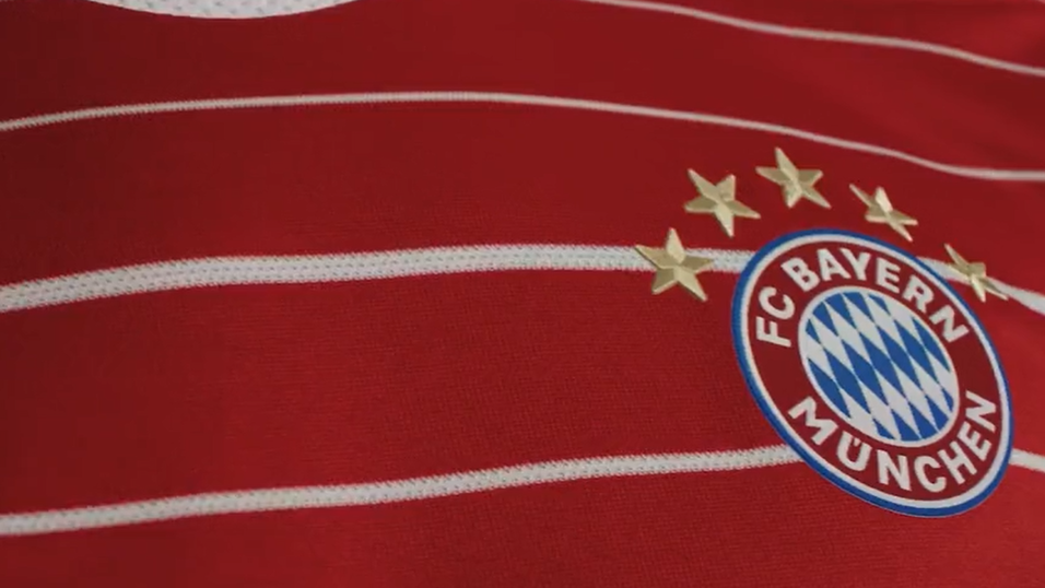 Die Bayern haben ihr neues Leiberl für die kommende Saison vorgestellt. Natürlich ist es wieder rot und weiß gehalten. Die Bayern haben ihr neues Leiberl für die kommende Saison vorgestellt. Natürlich ist es wieder rot und weiß gehalten.