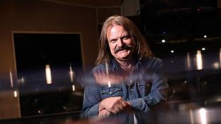 «Heute alimentieren wir zu oft Arbeitsfähige statt sie in den Arbeitsmarkt zu integrieren», sagt Mandoki in der «Rheinpfalz». «Heute alimentieren wir zu oft Arbeitsfähige statt sie in den Arbeitsmarkt zu integrieren», sagt Mandoki in der «Rheinpfalz».