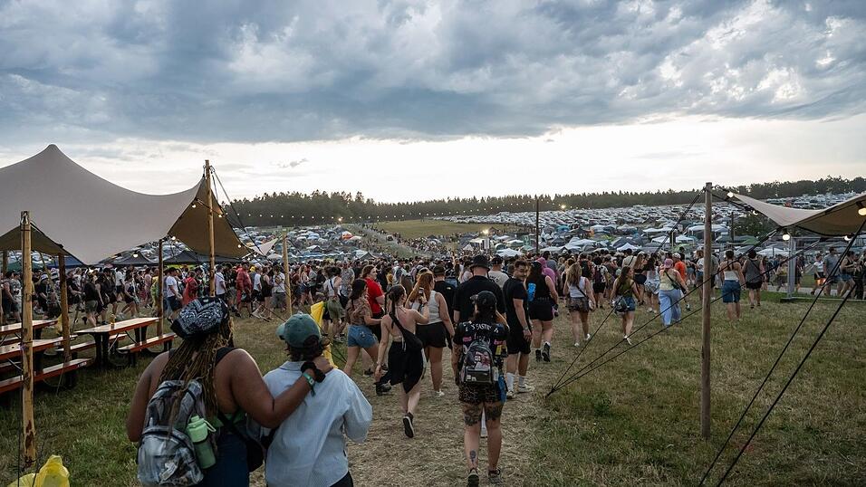 Das Southside-Festival musste zeitweise unterbrochen werden. Das Southside-Festival musste zeitweise unterbrochen werden.