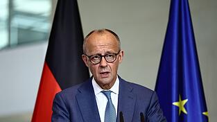Bundeskanzler Friedrich Merz steht nach dem Wahldebakel der CDU in Sachsen-Anhalt unter Druck. (Archivbild) Bundeskanzler Friedrich Merz steht nach dem Wahldebakel der CDU in Sachsen-Anhalt unter Druck. (Archivbild)