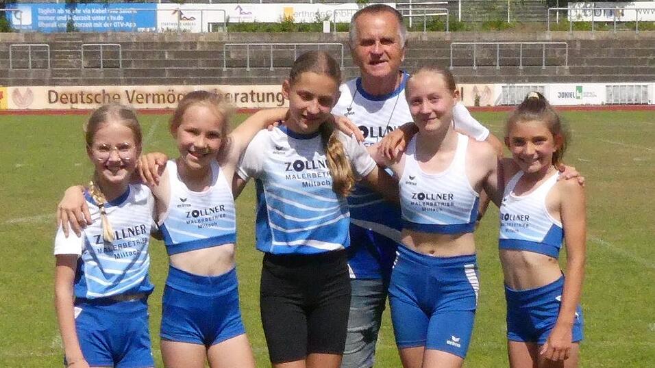 Das sportliche Quintett des TV Bad Kötzting mit Trainer Alois Brandl.