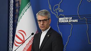 Das Rahmenabkommen ist nach iranischen Angaben digital von beiden Seiten unterzeichnet worden. (Archivbild) Das Rahmenabkommen ist nach iranischen Angaben digital von beiden Seiten unterzeichnet worden. (Archivbild)