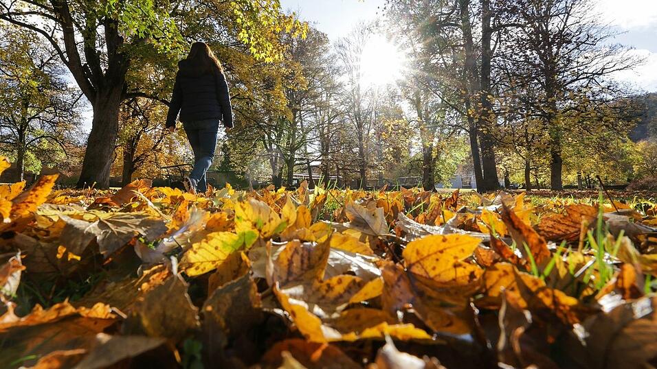 Die Sonne ist längst nicht überall zu sehen und zeigt sich eher sporadisch. Die Sonne ist längst nicht überall zu sehen und zeigt sich eher sporadisch.