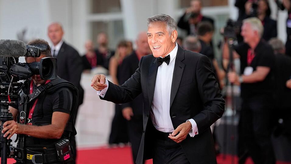 George Clooney präsentierte schon diverse seiner Filme in Venedig. George Clooney präsentierte schon diverse seiner Filme in Venedig.