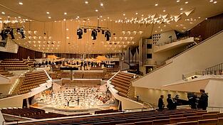 Der Konzertsaal von Architekt Hans Scharoun. Der Konzertsaal von Architekt Hans Scharoun.