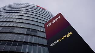 Deutschlands größter Energieversorger Eon hat im vergangenen Jahr 2,9 Milliarden Euro verdient. (Archivbild)